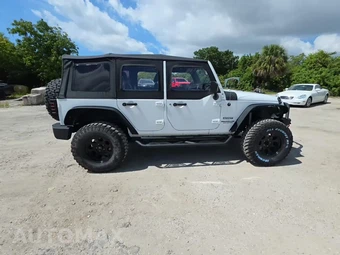 2016 Jeep Wrangler Unlimited Sport - miniatura 5