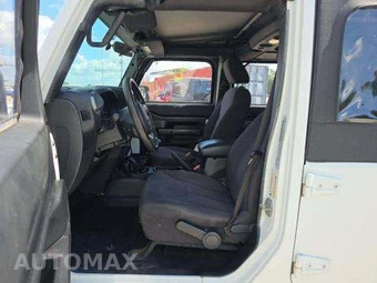 2016 Jeep Wrangler Unlimited Sport - miniatura 7