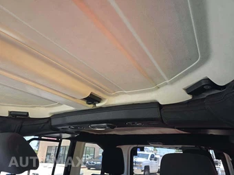2016 Jeep Wrangler Unlimited Sport - miniatura 11