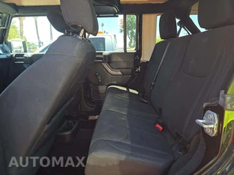 2016 Jeep Wrangler Unlimited Sport - miniatura 13