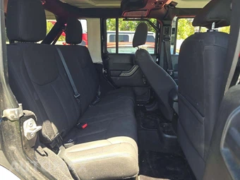 2016 Jeep Wrangler Unlimited Sport - miniatura 16