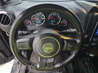 2016 Jeep Wrangler Unlimited Sport - miniatura 10