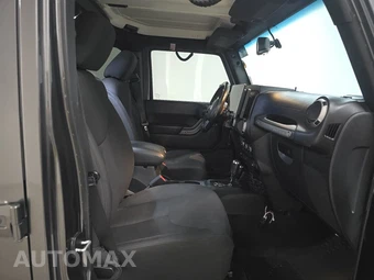 2016 Jeep Wrangler Unlimited Sport - miniatura 8