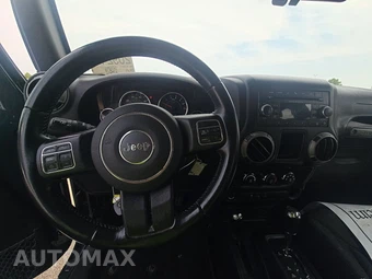 2016 Jeep Wrangler Unlimited Sport - miniatura 11
