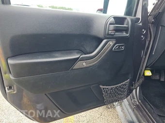 2016 Jeep Wrangler Unlimited Sport - miniatura 9