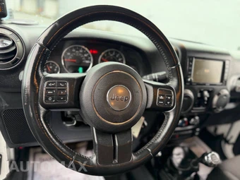 2016 Jeep Wrangler Unlimited Sport - miniatura 27