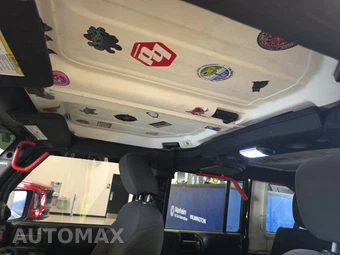 2016 Jeep Wrangler Unlimited Sport - miniatura 17