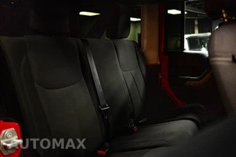 2016 Jeep Wrangler Unlimited Sport - miniatura 11