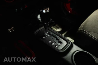 2016 Jeep Wrangler Unlimited Sport - miniatura 17