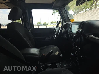 2016 Jeep Wrangler Unlimited Sport - miniatura 8