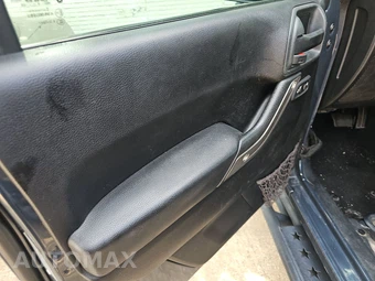 2016 Jeep Wrangler Unlimited Sport - miniatura 9