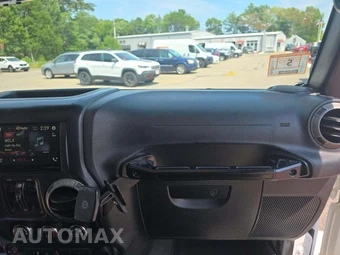 2016 Jeep Wrangler Unlimited Sport - miniatura 19