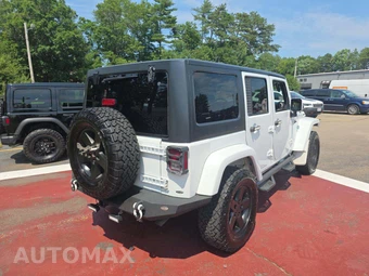 2016 Jeep Wrangler Unlimited Sport - miniatura 3