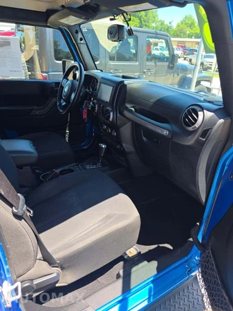 2016 Jeep Wrangler Unlimited Sport - miniatura 18