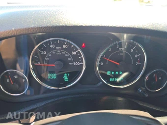 2016 Jeep Wrangler Unlimited Sport - miniatura 9