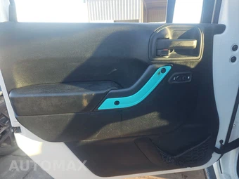 2016 Jeep Wrangler Unlimited Sport - miniatura 9