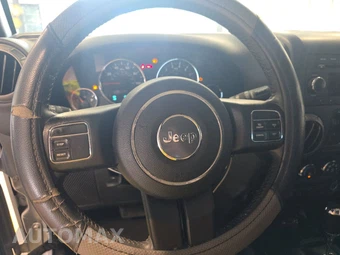 2016 Jeep Wrangler Unlimited Sport - miniatura 10