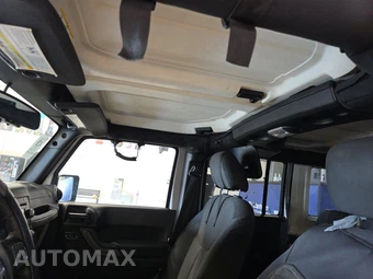 2016 Jeep Wrangler Unlimited Sport - miniatura 17