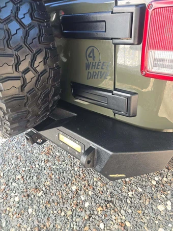 2016 Jeep Wrangler Willys Wheeler Edition - miniatura 21