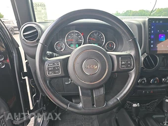 2016 Jeep Wrangler Willys Wheeler Edition - miniatura 10
