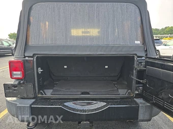 2016 Jeep Wrangler Willys Wheeler Edition - miniatura 15