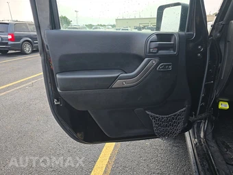 2016 Jeep Wrangler Willys Wheeler Edition - miniatura 9