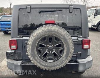 2016 Jeep Wrangler Willys Wheeler Edition - miniatura 6