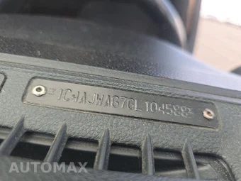 2016 Jeep Wrangler Willys Wheeler Edition - miniatura 14