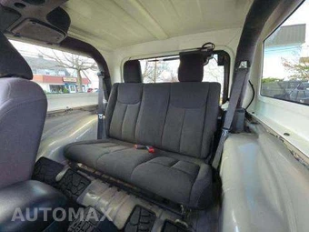 2016 Jeep Wrangler Willys Wheeler Edition - miniatura 14
