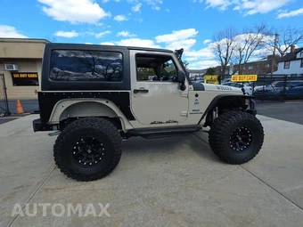 2016 Jeep Wrangler Willys Wheeler Edition - miniatura 5