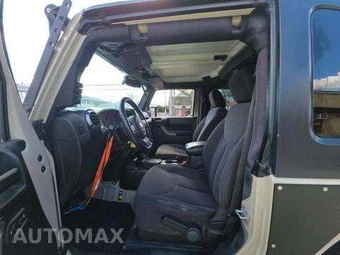 2016 Jeep Wrangler Willys Wheeler Edition - miniatura 7