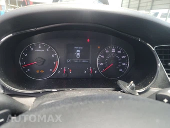 2016 Kia Cadenza Premium – miniatura 12
