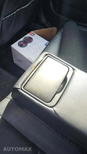 2016 Kia Cadenza Premium – miniatura 29