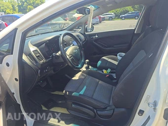 2016 Kia Forte EX Sedan – miniatura 3