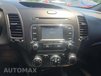 2016 Kia Forte EX Sedan – miniatura 7