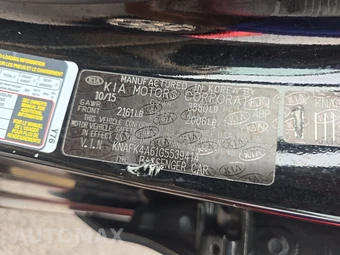 2016 Kia Forte LX Sedan – miniatura 14