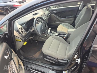 2016 Kia Forte LX Sedan – miniatura 7