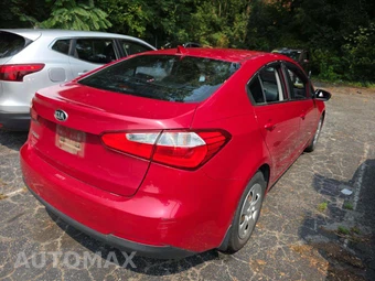 2016 Kia Forte LX Sedan – miniatura 3