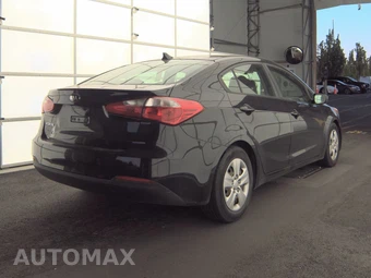 2016 Kia Forte LX Sedan – miniatura 5