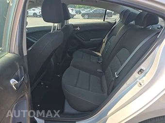 2016 Kia Forte LX Sedan – miniatura 19