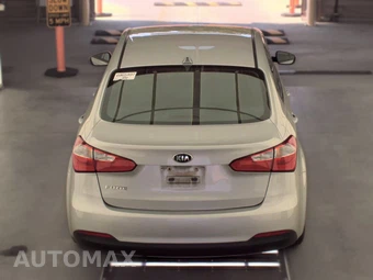 2016 Kia Forte LX Sedan – miniatura 6