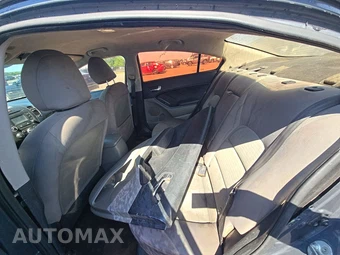 2016 Kia Forte LX Sedan – miniatura 13