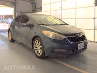 2016 Kia Forte LX Sedan – miniatura 3