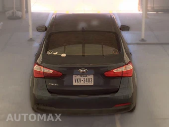 2016 Kia Forte LX Sedan – miniatura 5
