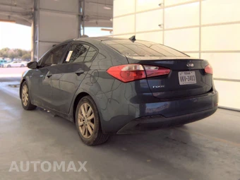 2016 Kia Forte LX Sedan – miniatura 6