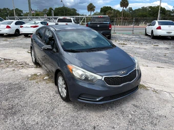 2016 Kia Forte LX Sedan - miniatura 2
