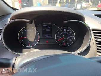 2016 Kia Forte LX Sedan – miniatura 6