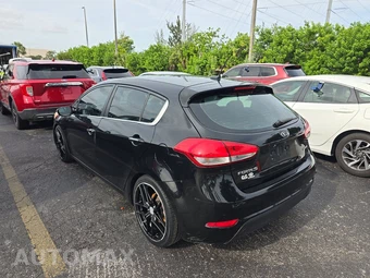 2016 Kia Forte5 EX Hatchback - miniatura 6