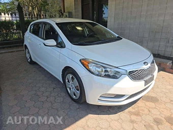 2016 Kia Forte5 LX Hatchback – miniatura 4