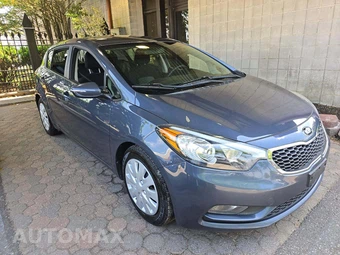 2016 Kia Forte5 LX Hatchback – miniatura 4